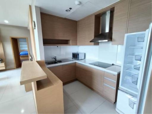 2 Bedrooms 3 Bathrooms Size 107sqm. The Emproio for Rent 80,000 THB