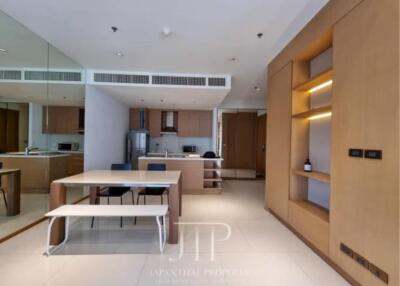 1 Bedroom 1 Bathroom Size 100sqm The Empire Place for Rent 52,000THB for Sale 16,900,000THB