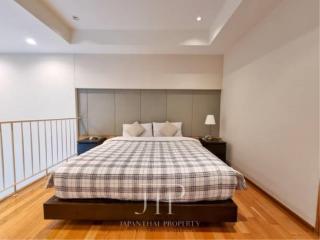 1 Bedroom 1 Bathroom Size 100sqm The Empire Place for Rent 52,000THB for Sale 16,900,000THB