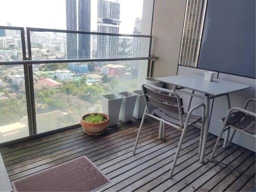 2 Bedrooms 2 Bathrooms Size 94sqm. The MET for Rent 52,000 THB