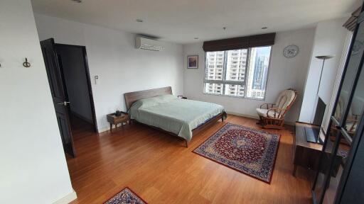 2 Bedrooms 2 Bathrooms Size 86sqm. Condo One X for Rent 42000 THB