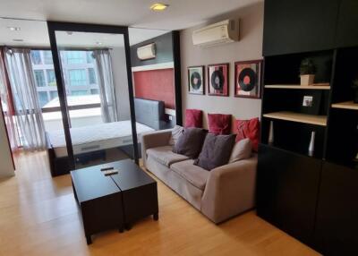 1 Bedroom 1 Bathroom Size 38sqm XVI Condominium sukhumvit 16 for Rent 15,000THB for Sale 4.1 MB