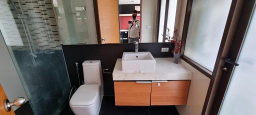 1 Bedroom 1 Bathroom Size 38sqm XVI Condominium sukhumvit 16 for Rent 15,000THB for Sale 4.1 MB