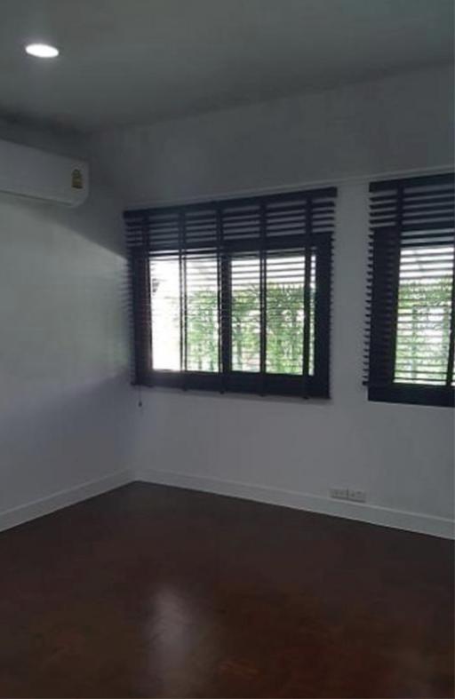 House in Compound at soi Pattanasin Sathorn - 6 bed 7 bath - 1150 sqm - For rent: ฿430,000/Monthly