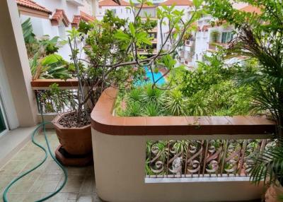 2 bedrooms 2 bathrooms size 160sqm. el patio for Rent 30,000THB