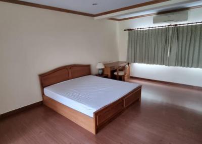 2 bedrooms 2 bathrooms size 160sqm. el patio for Rent 30,000THB