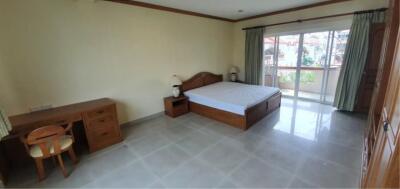 3 bedrooms 3 bathrooms 160sqm for rent 40,000THB at El Patio