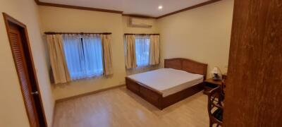 3 Bedrooms 3 Bathrooms Size 200sqm. El Patio for Rent 40,000 THB