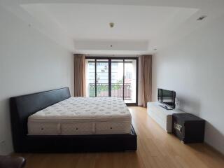 2Bedrooms  2Bathrooms  104sqm  Prive by Sansiri  Rent 75,000 THB/Month  Sale 25MB