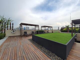 2Bedrooms  2Bathrooms  104sqm  Prive by Sansiri  Rent 75,000 THB/Month  Sale 25MB