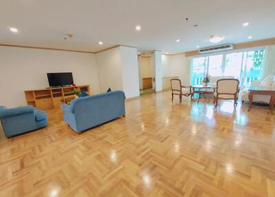 3 Bedrooms 3 Bathrooms Size 315sqm. GM Tower for Rent 90,000 THB