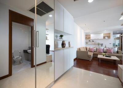 2 Bedrooms 2 Bathrooms Size 160sqm. The Residence Sukhumvit 24 for Rent 80,000 THB