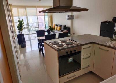 2 Bedrooms 2 Bathrooms Size 96sqm. Fullertor for Rent 85,000 THB