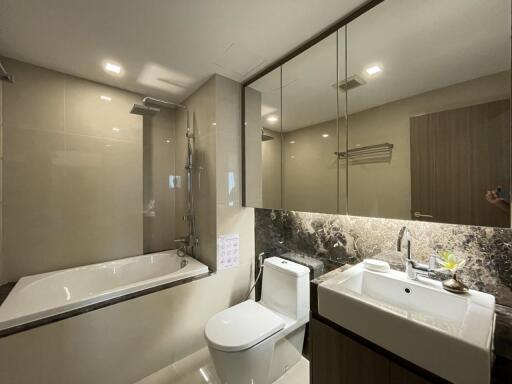 2 Bedrooms 2 Bathrooms Size 72sqm. Art @Thonglor for Rent 45,000 THB