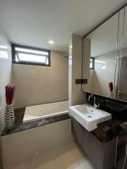 2 Bedrooms 2 Bathrooms Size 70sqm. Art @ Thonglor for Rent 45,000 THB