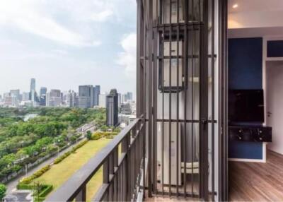 2 Bedrooms 2 Bathrooms Size 96sqm. MUNIQ Langsuan for Rent 130,000 THB