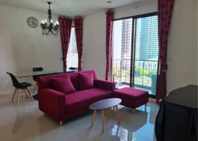 2 Bedrooms 2 Bathrooms Size 81sqm. Villa Asoke for Rent 45,000 THB