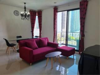 2 Bedrooms 2 Bathrooms Size 81sqm. Villa Asoke for Rent 45,000 THB