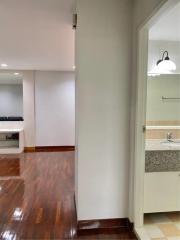 2 Bedrooms 2 Bathrooms Size 80sqm. Thonglor for Rent 30,000 THB for Sale 7.8mTHB