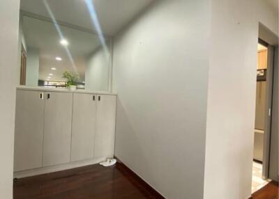 2 Bedrooms 2 Bathrooms Size 80sqm. Thonglor for Rent 30,000 THB for Sale 7.8mTHB