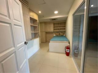 4 Bedrooms 3 Bathrooms Size 196sqm. Park 24 for Rent 70,000 THB