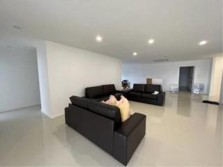 3 Bedrooms 3 Bathrooms Size 223sqm. President Park 24 for Rent 65,000 THB