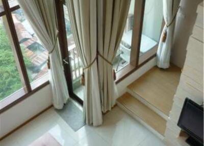 1 Bedroom 1 Bathroom Size 73sqm The Emporio Place for Rent 40,000THB