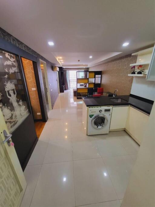 2 Bedrooms 2 Bathrooms Size 68sqm. Le Nice Ekamai for Rent 35,000 THB