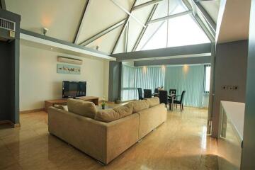 3 Bedrooms 3 Bathrooms Size 278sqm. Baan Saraan for Rent 80,000 THB