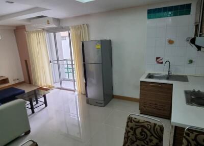 2 bedrooms 1 bathroom size 74 sqm. Waterford Rama 4 for Rent 15,000THB