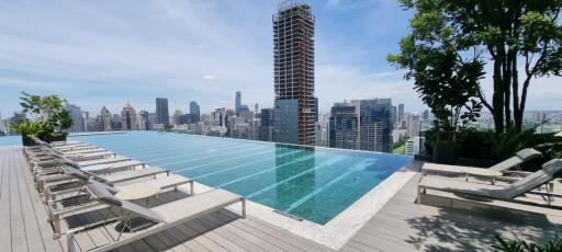 3 Bedrooms 3 Bathrooms Size 216sqm. Sindhorn Kempinski for Rent 250,000 THB