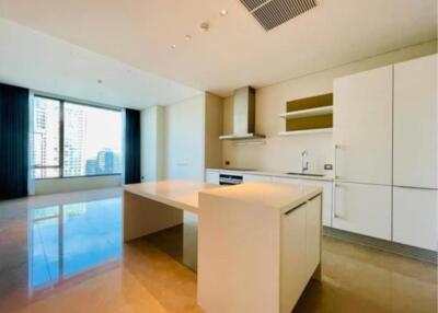 1 Bedroom 1 Bathroom Size 74sqm Sindhorn Residence for Rent 75,000THB for Sale 15 MB