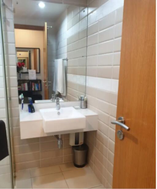 2 Bedrooms 2 Bathrooms Size 75sqm. Circle Condominium for Rent 32,000 THB