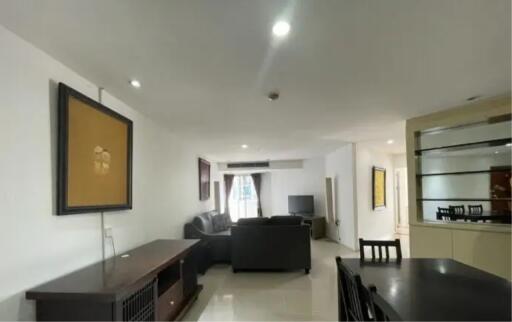 2 Bedrooms 2 Bathrooms Size 128sqm. Wittayu Complex for Rent 29,000 THB for Sale 10,500,000THB