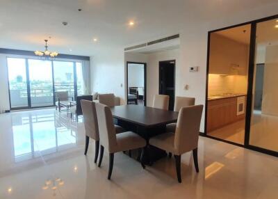 3 bedrooms 2 bathrooms size 171sqm. Charoenjai Place for Rent 65,000 THB