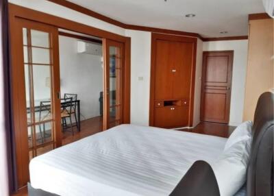 1 Bedroom 1 Bathroom Size 52sqm. Waterford Diamond for Rent 24,000 THB