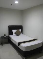 2 Bedrooms 1 Bathroom Size 69sqm. Waterford Diamond for Rent 32,000 THB