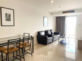 2 Bedrooms 1 Bathroom Size 69sqm. Waterford Diamond for Rent 32,000 THB