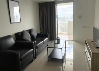 2 Bedrooms 1 Bathroom Size 69sqm. Waterford Diamond for Rent 32,000 THB