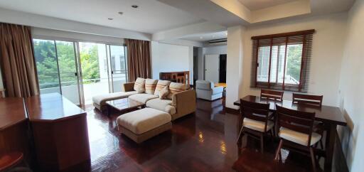 3 bedrooms 2 bathrooms 165sqm Sriwattana Apartment 45000THB