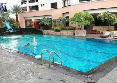 3 Bedrooms 3 Bathrooms Size 223sqm. President Park 24 for Rent 60,000 THB