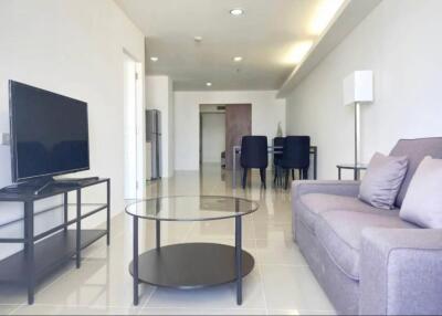 2 Bedrooms 1 Bathroom Size 81sqm. Waterford Diamond Tower for Rent 35,000 THB