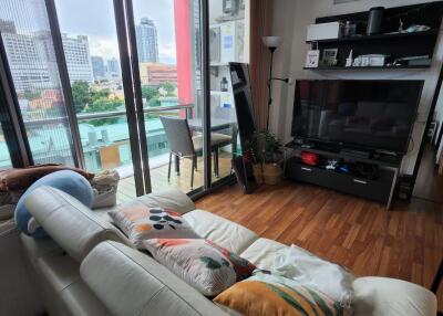 2 Bedrooms 2 Bathrooms Size 55sqm. Click 65 for Rent 24,000 THB