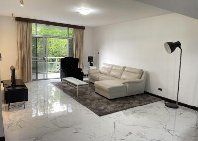 2 Bedrooms 2 Bathrooms Size 135sqm. All Seasons Mansion for Rent 65,000 THB