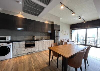 2 Bedrooms 2 Bathrooms Size 87sqm. Lofts Asoke for Rent 65,000 THB