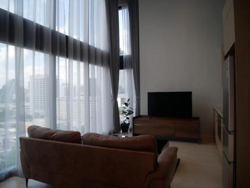 2 Bedrooms 2 Bathrooms Size 68sqm. Lofts Silom for Rent 50,000 THB