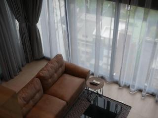 2 Bedrooms 2 Bathrooms Size 68sqm. Lofts Silom for Rent 50,000 THB