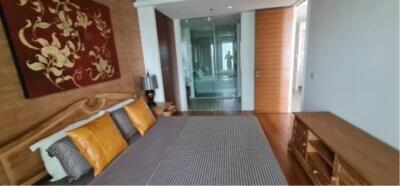 1 Bedroom 1 Bathroom Size 68.84sqm The River for Sale 12.5mTHB