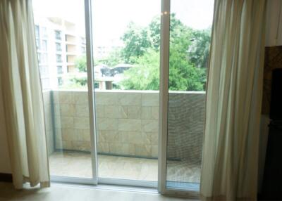 2 Bedrooms 2 Bathrooms Size 125sqm. La Maison Sukhumvit 22 for Rent 35,000 THB