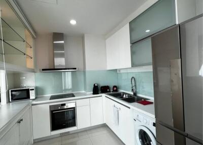 3 Bedrooms 3 Bathrooms Size 189sqm. Bright Sukhumvit 24 for Rent 120,000 THB